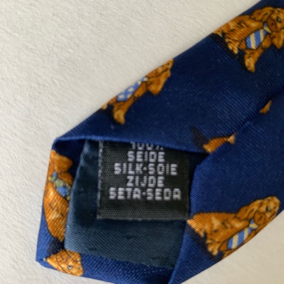 Men’s royal blue 100% silk neck tie with cute pattern of puppies with neck ties - Picture 4 of 4